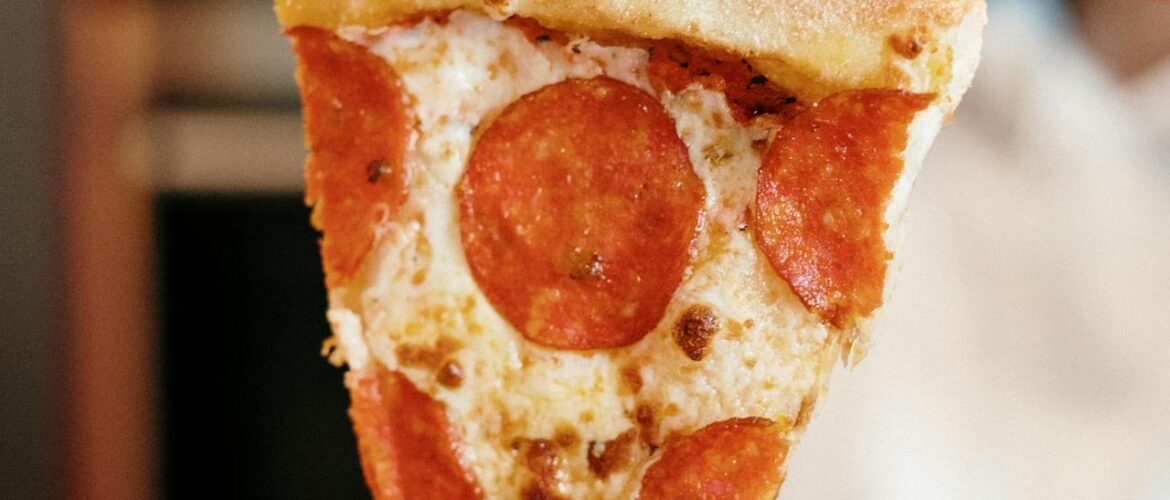 Reheating pizza in a toaster oven